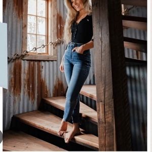 Abercrombie & Fitch Olivia Curve Love Skinny Jean size 4